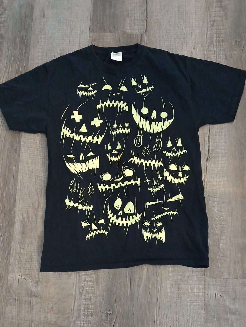 Black Halloween Pumpkin Face Kids Tee